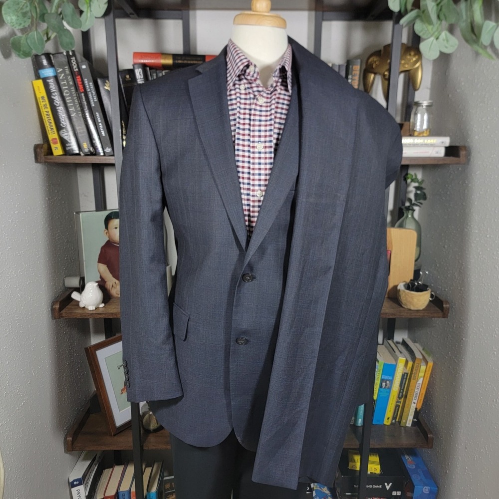 Jos A Bank Men's 2PC Sport Coat Navy Gray Plaid JOB571 Tailored Fit 41L 35x33